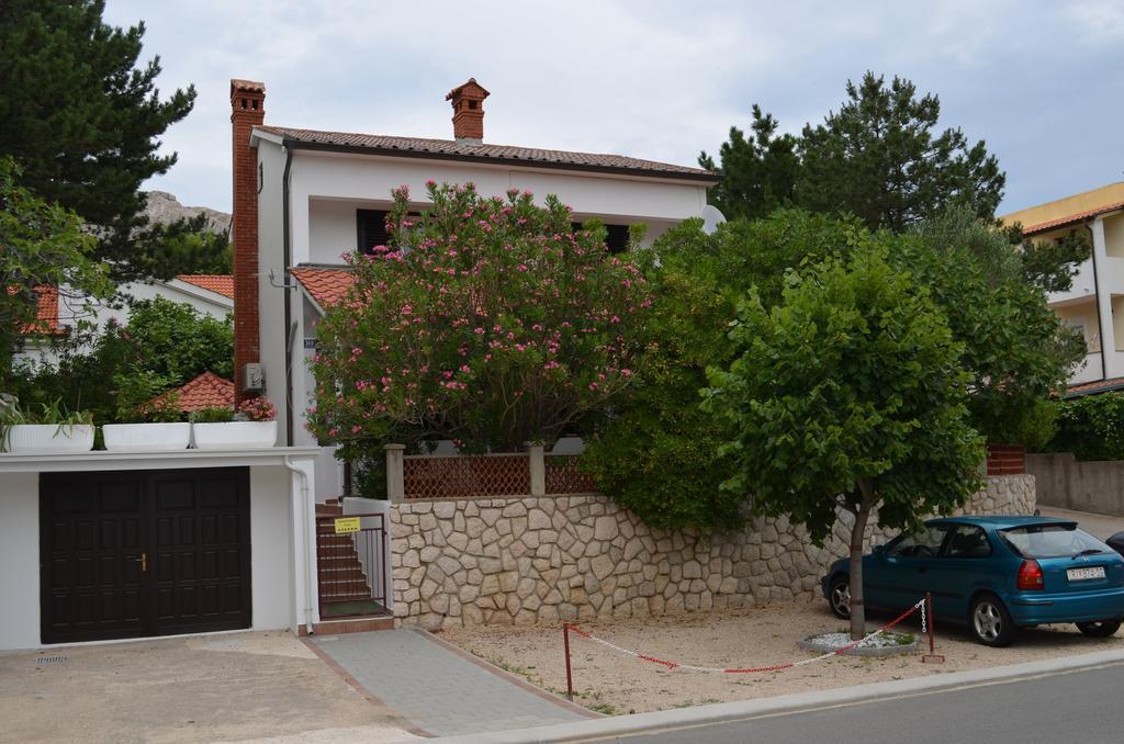 Apartments Mili Baška Buitenkant foto